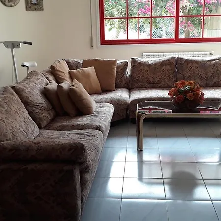 Chalet Adosado Con Garaje En Urbanizacion Piscina בית נופש